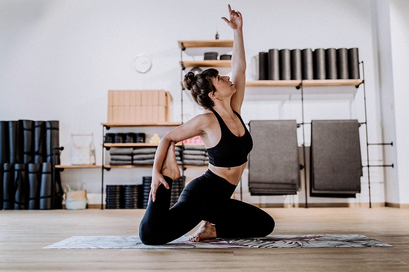 Stretch und Tone Pilates Online (50 Min.)