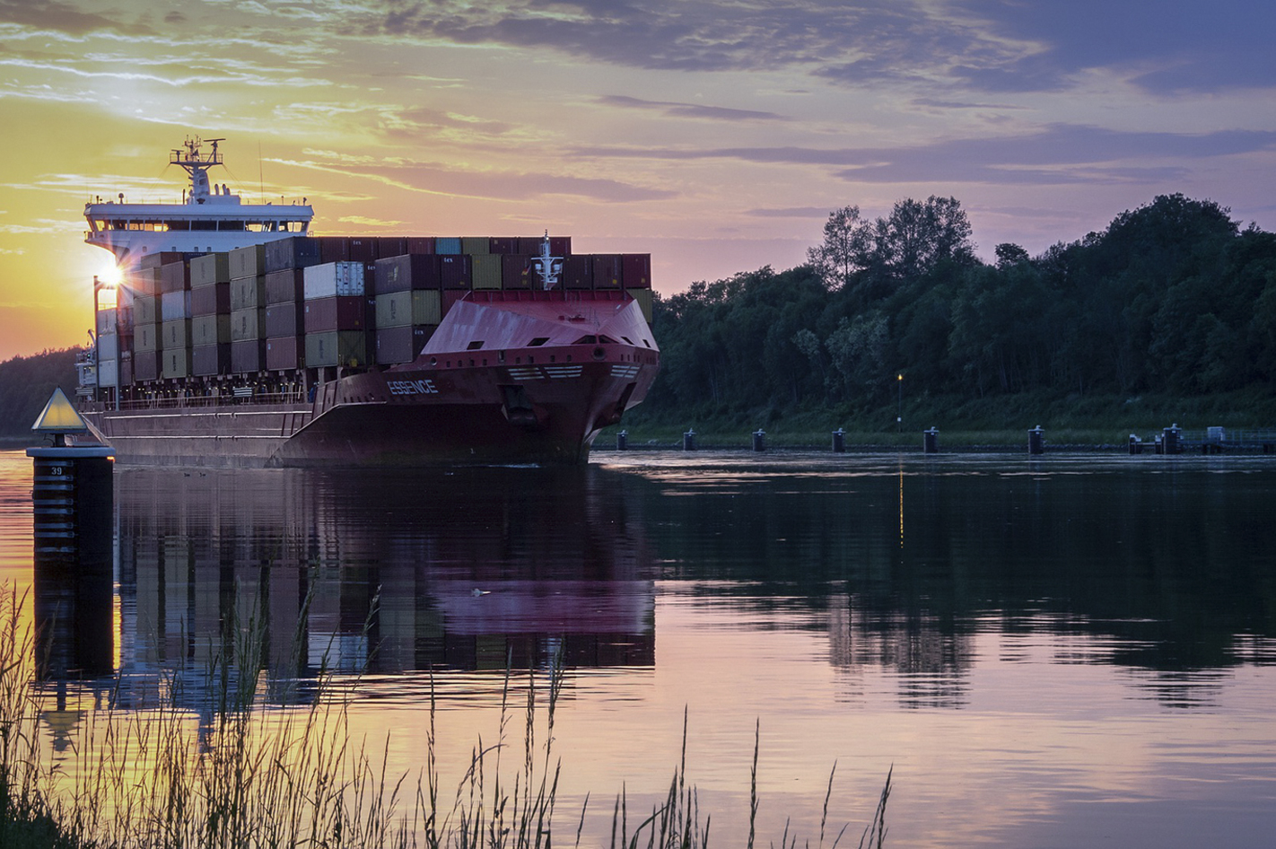 Bootsfahrt Nord-Ostsee-Kanal (2 Std.) in Kiel