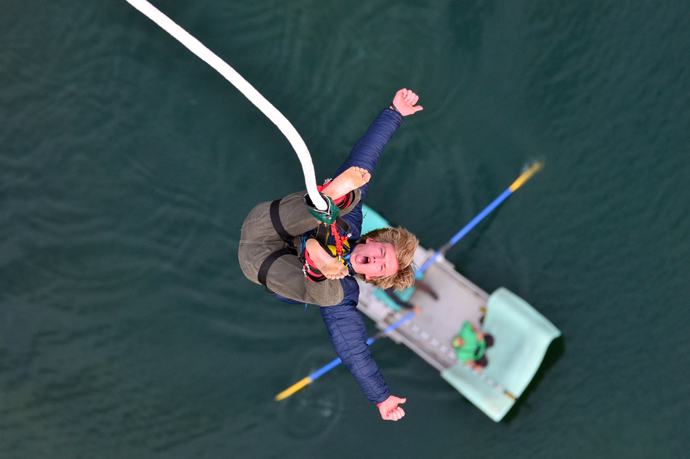 Bungee springen am Stockhorn in Matten b. Interlaken