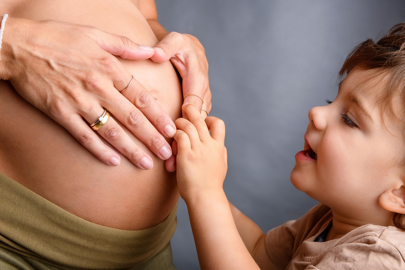 Babybauch Fotoshooting Berlin-Buch –  in Ca. 1,5 Stunden