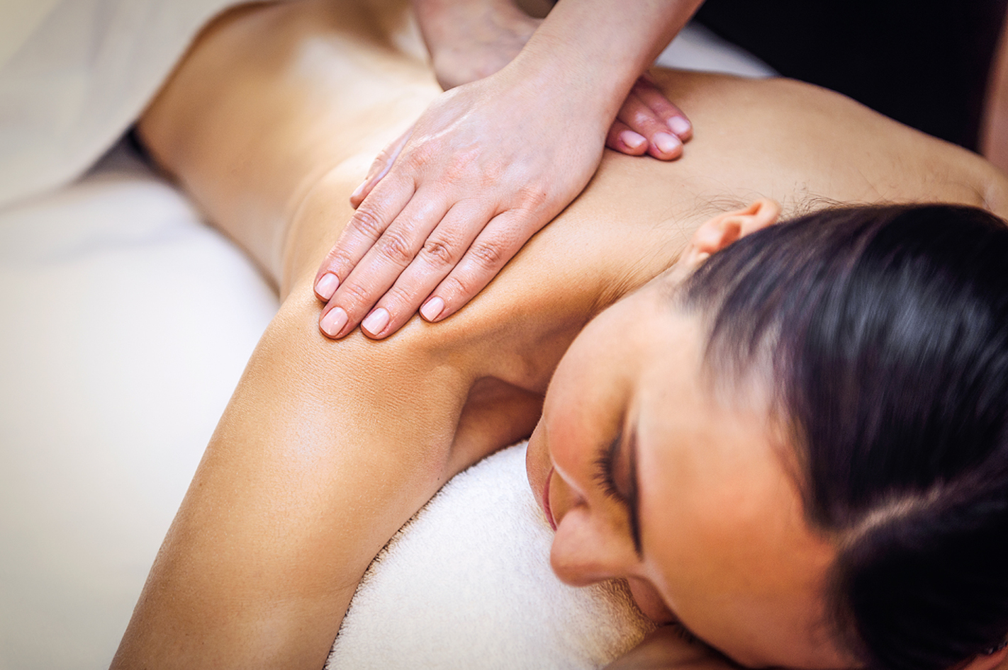 Lomi-Lomi Massage für Frauen Düsseldorf Lomi-Lomi Massage für Frauen Düsseldorf