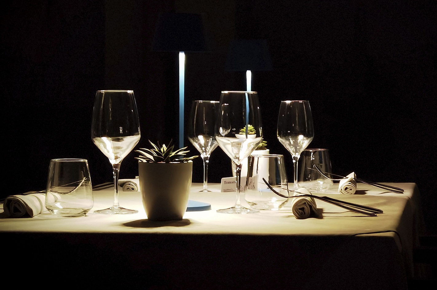 Dinner in the Dark mit Führung Essen